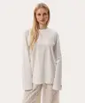 Mleczny oversize longsleeve