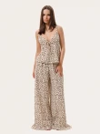 Beżowa piżama z muślinu w leopardzi print: top i spodnie z falbaną