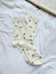 Półprzezroczyste damskie skarpetki w kwiatuszki - One size