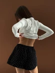 Biały slim longsleeve z szwami