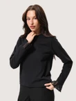 Minimalistyczny longsleeve z koronką na rękawach