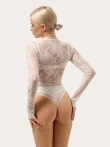 Mleczne body z koronki