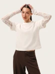 Longsleeve z koronkowymi rękawami i haftem