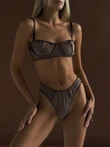 Bawełniany komplet z falbankami w kolorze mokka