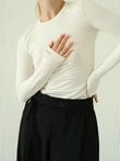 Bazowy mleczny slim longsleeve z modalu