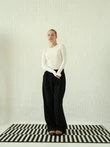 Bazowy mleczny slim longsleeve z modalu