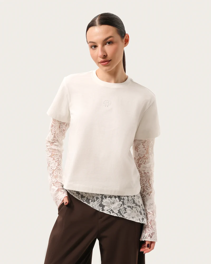 Longsleeve z koronkowymi rękawami i haftem