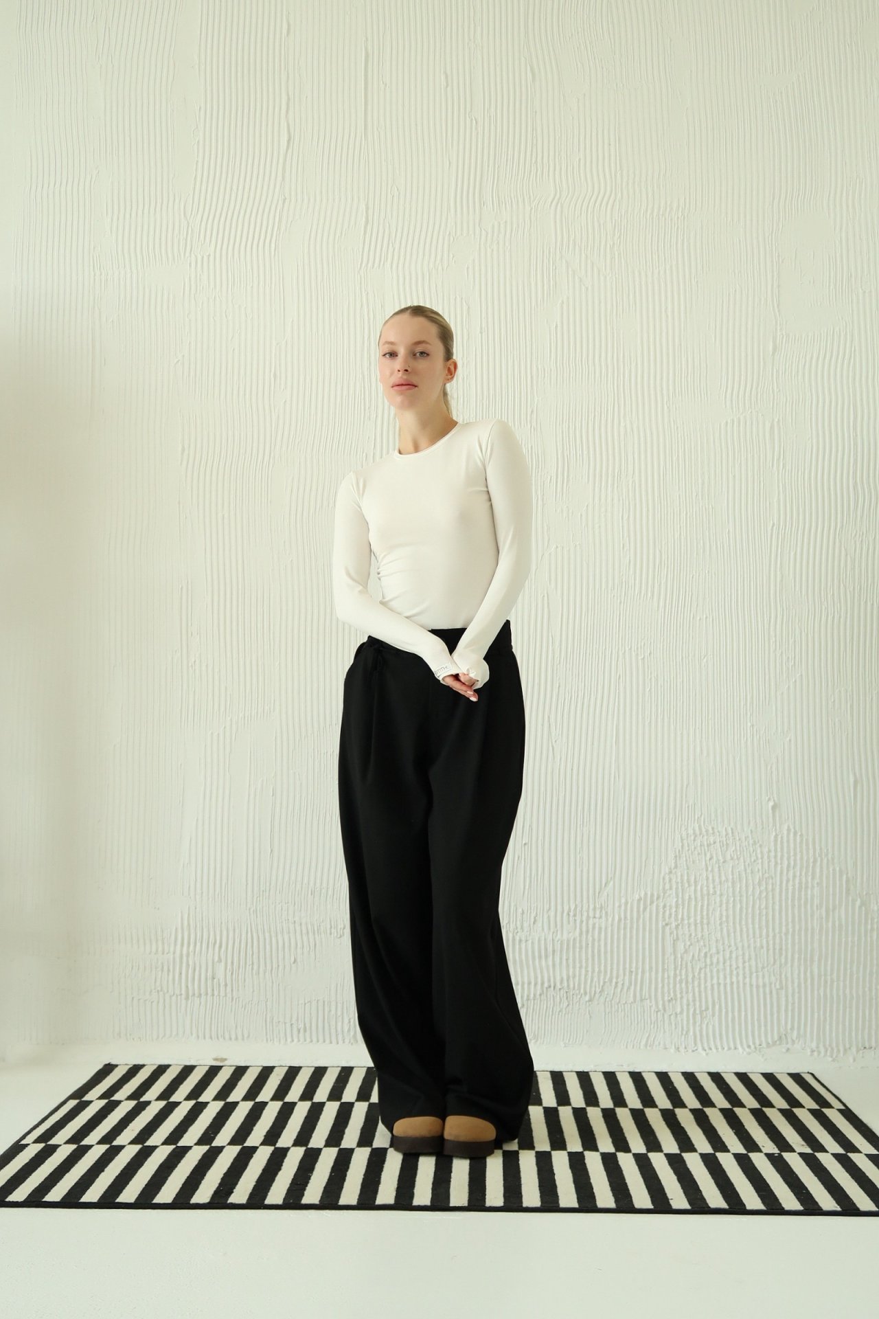 Bazowy slim longsleeve z modalu
